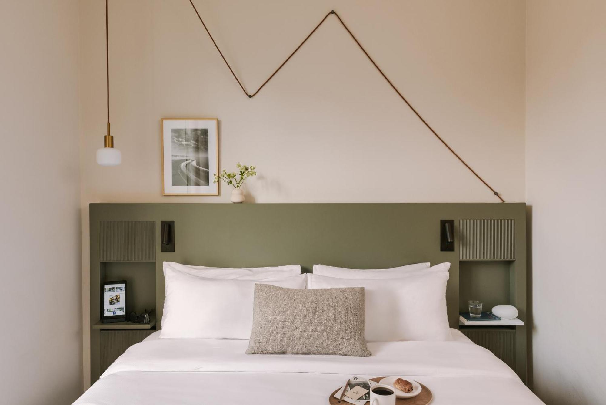 Hotel Yelo Jean Medecin Powered By Sonder Nice